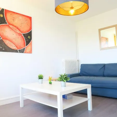 Apartment 86-88 Duguay Trouin - Centre Ville - Au Calme - Balcon - Lumineux Lorient