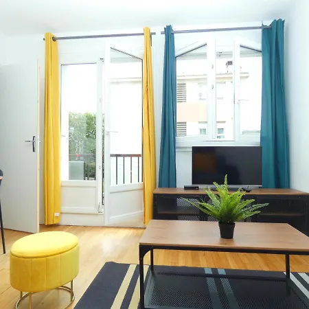 86-88 Duguay Trouin - Centre Ville - Au Calme - Balcon - Lumineux Lorient